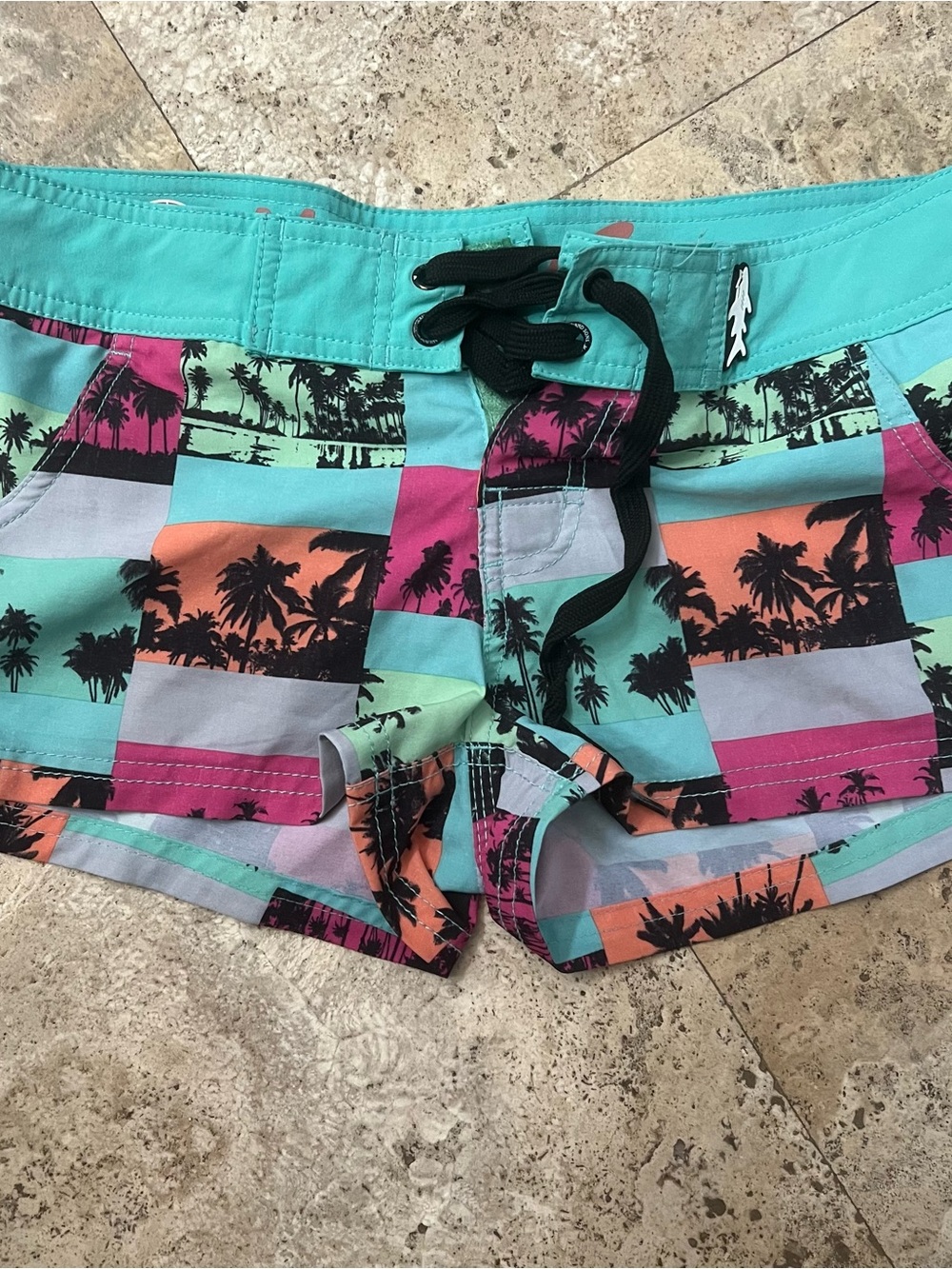 Maui and Sons women’s Hawaiian Tropical Patchwork Swim Shorts size 5